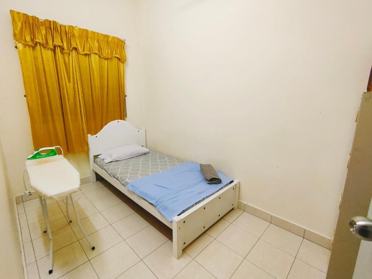 Hanaa Homestay Meru Ipoh Exterior foto