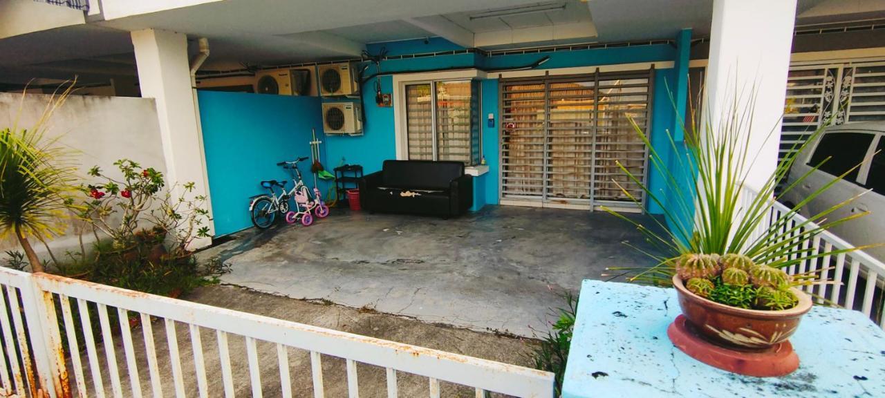 Hanaa Homestay Meru Ipoh Exterior foto