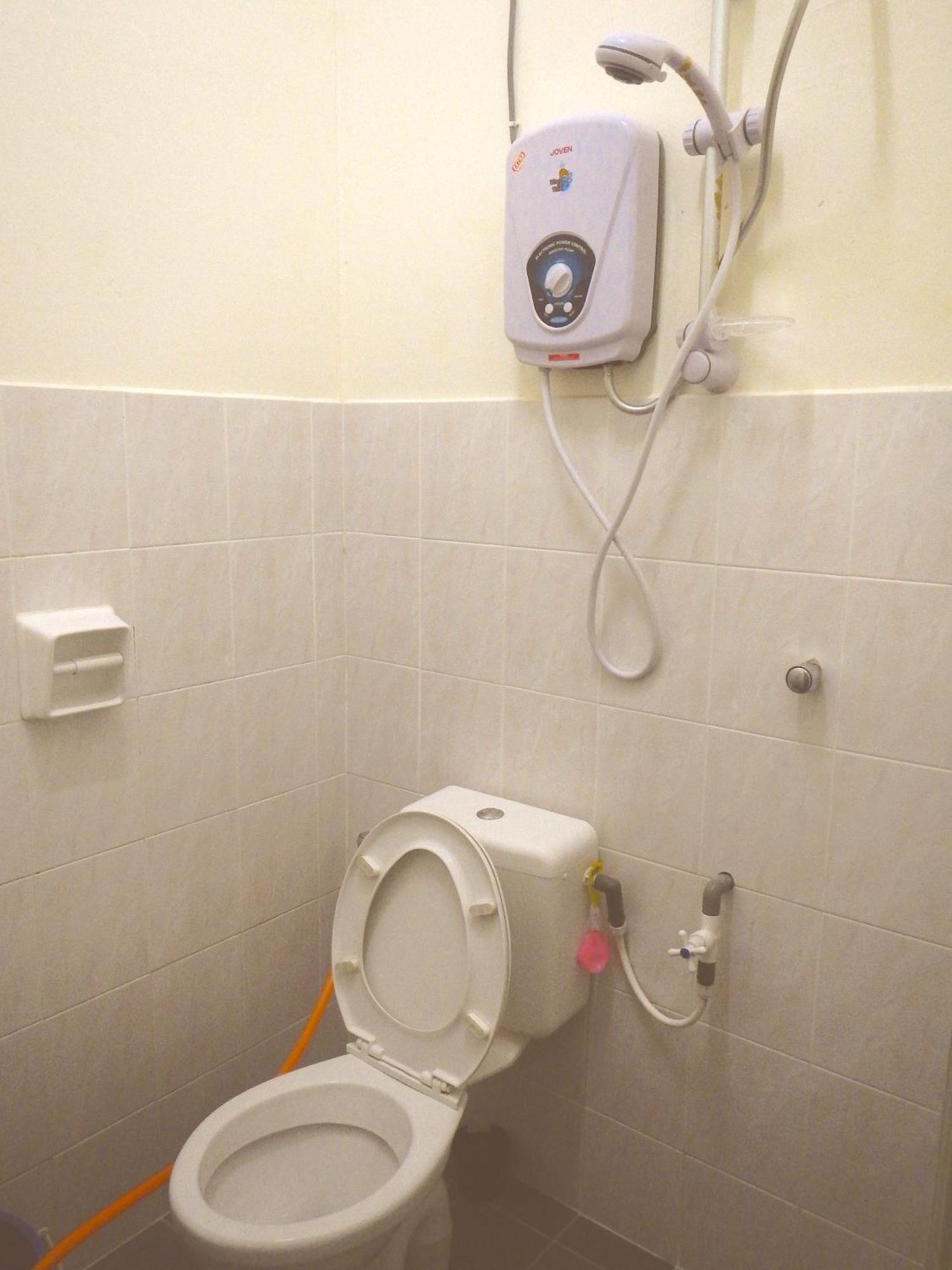 Hanaa Homestay Meru Ipoh Exterior foto