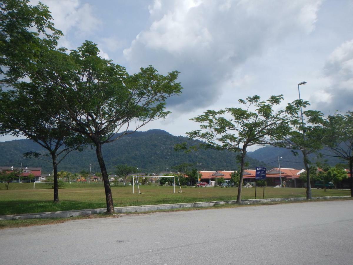 Hanaa Homestay Meru Ipoh Exterior foto
